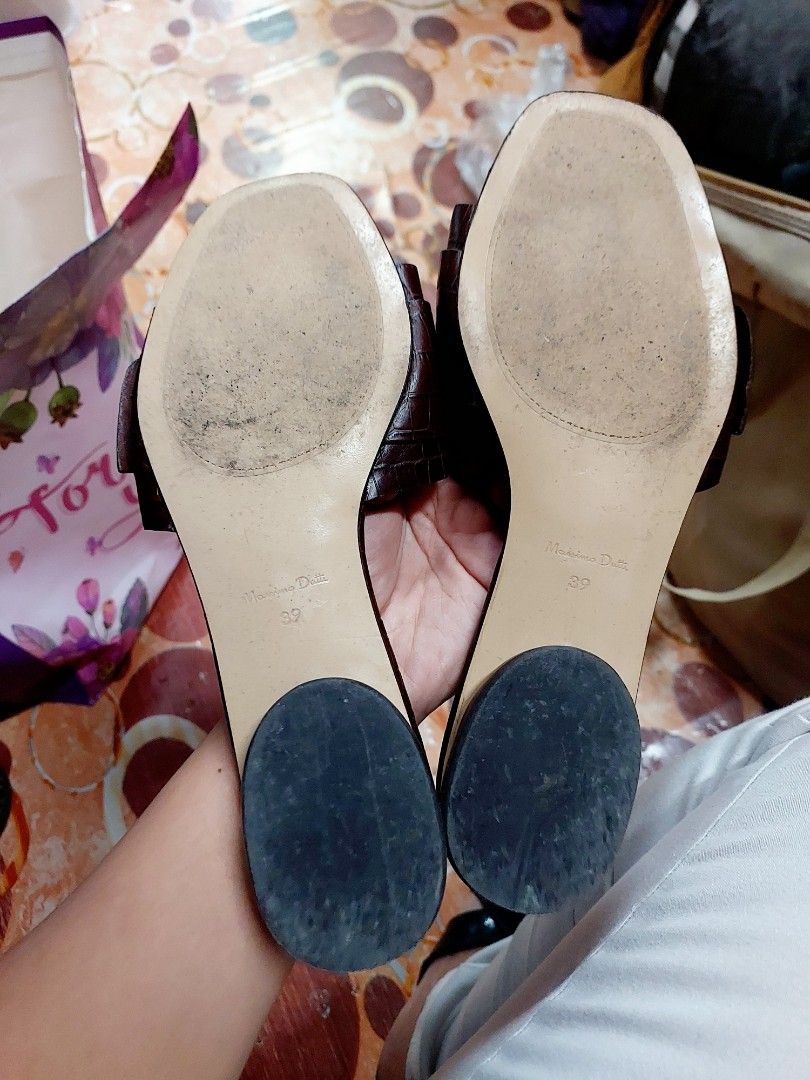 Massimo Dutti sandal, Luxury, Sneakers & Footwear on Carousell