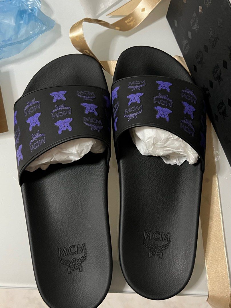 Mcm rubber hotsell slides