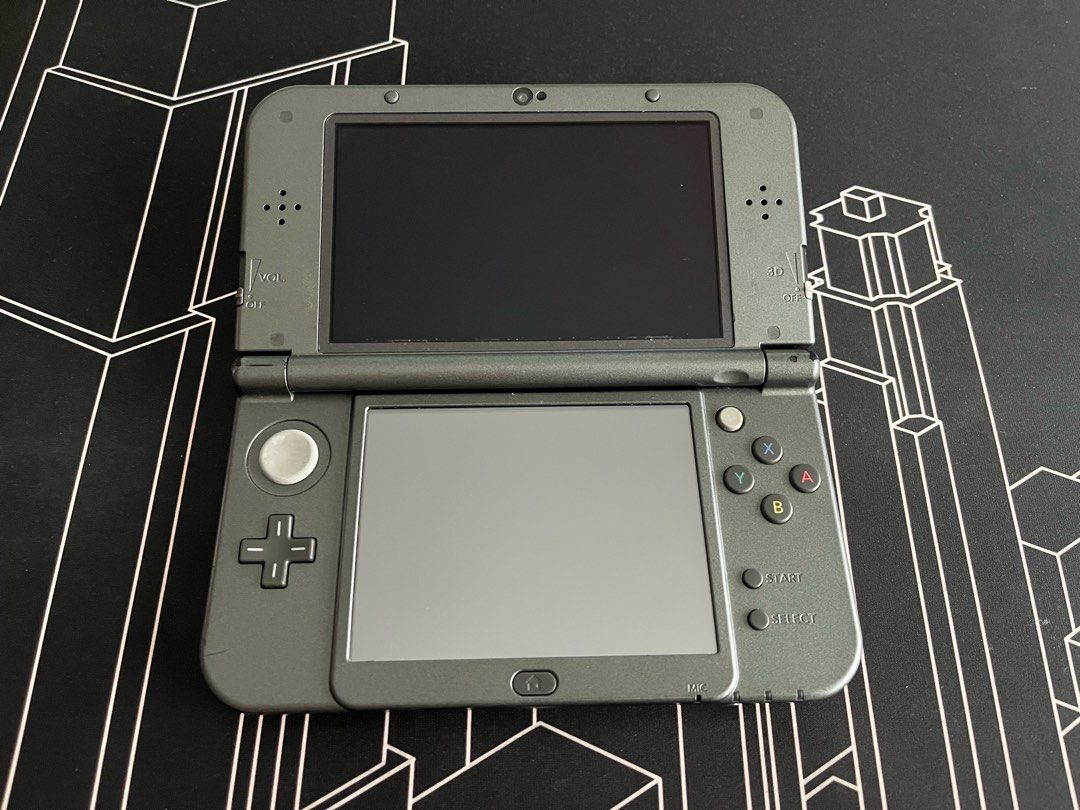 Modded New Nintendo 3DS XL Hyrule limited edition, Video Gaming, Video