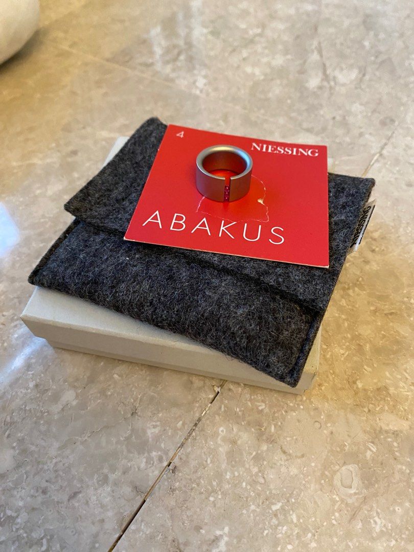 Niessing abacus ring top
