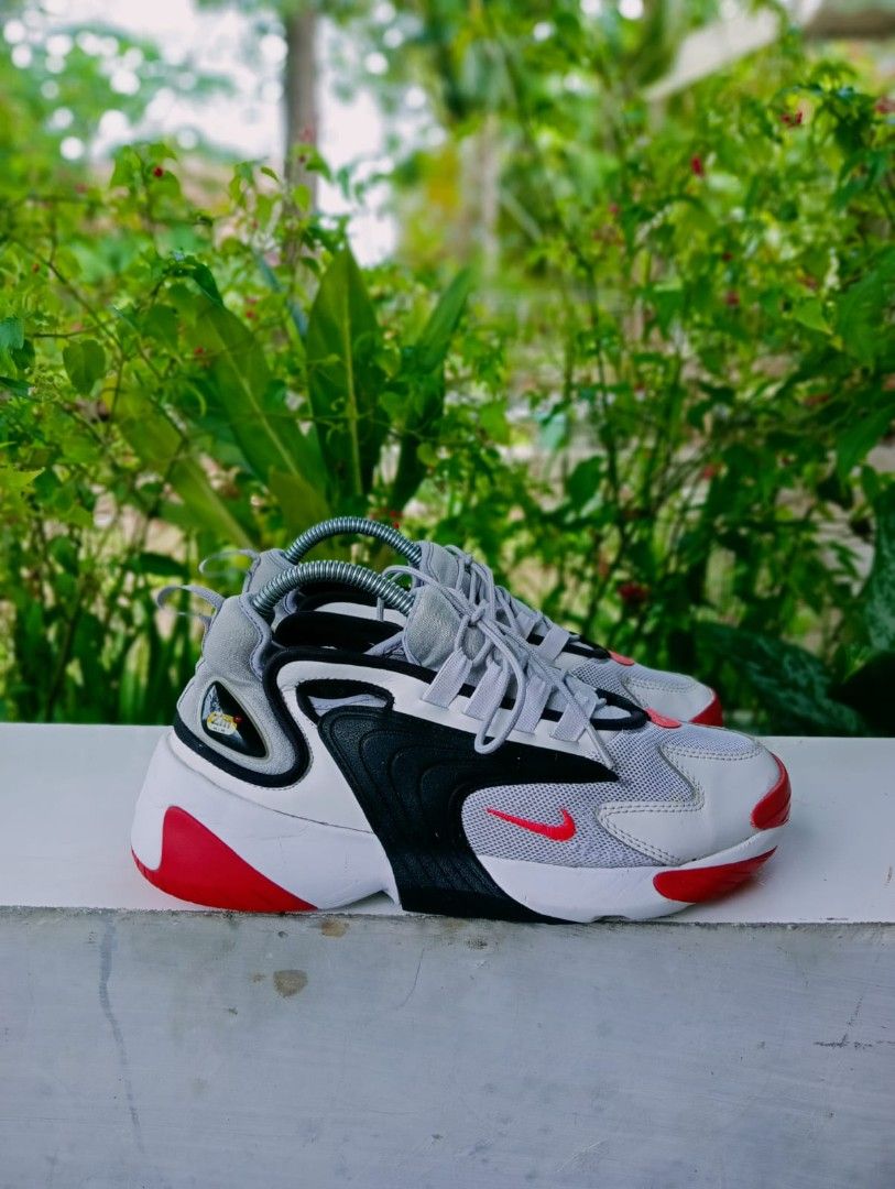 nike air zoom 2000 white
