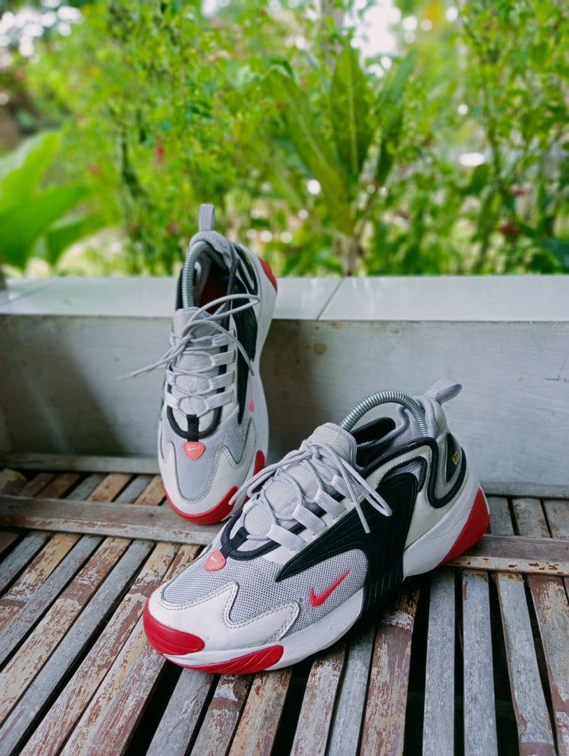 nike air zoom 2000 white