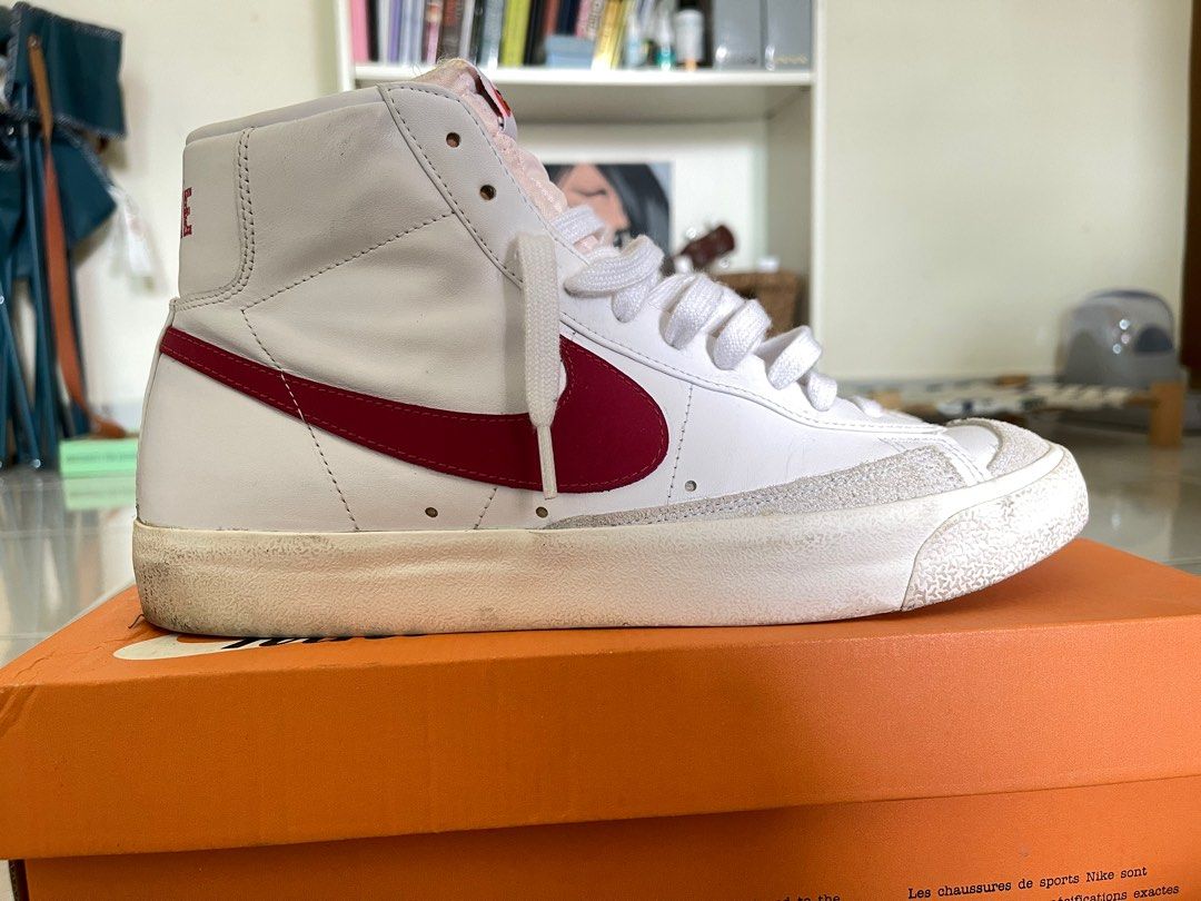 Nike blazer mid 77 red swoosh sales