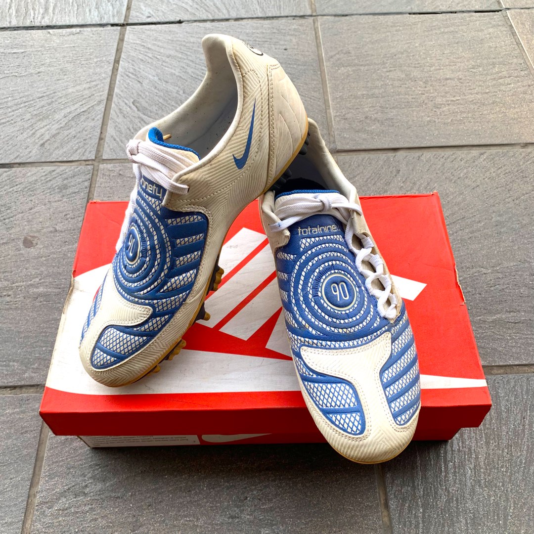 nike total 90 laser 4