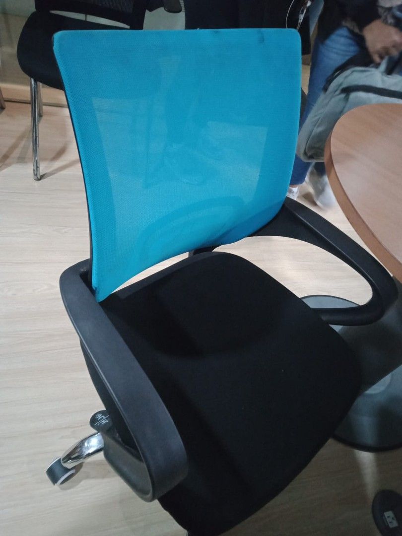 Mandaue foam swivel chair Clearance