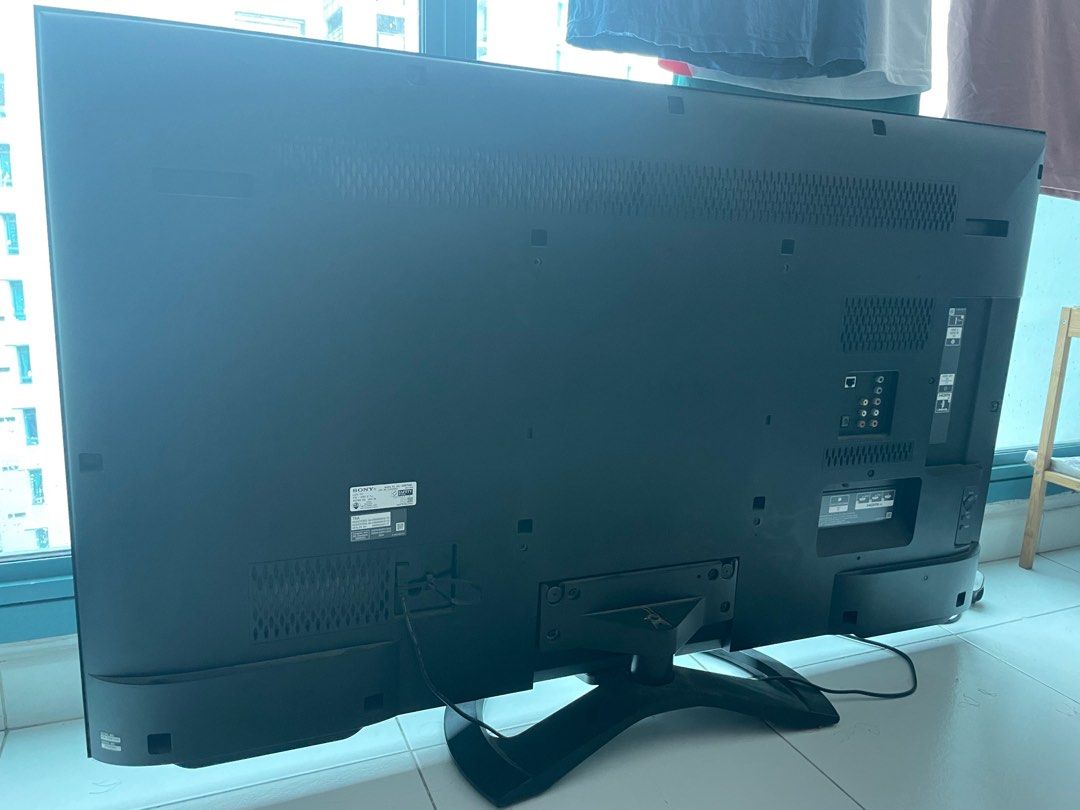 Old Sony TV display not working, TV & Home Appliances, TV