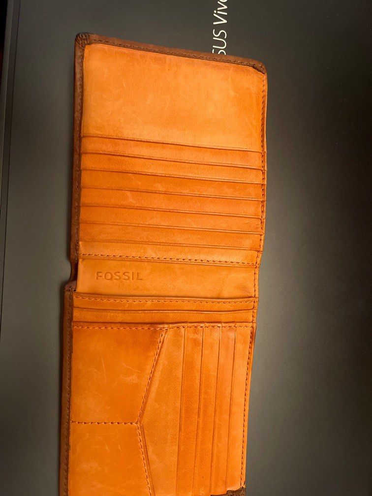 Original Fossil Wallet, Men's Fashion, Watches & Accessories, Wallets