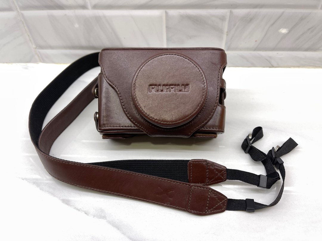 ORIGINAL FUJIFILM X100 BROWN LEATHER CASE FOR X100, X100S & X100T