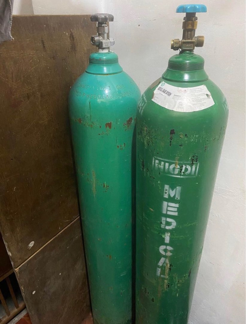 Oxygen tank, Health & Nutrition, Medical Supplies & Tools on Carousell
