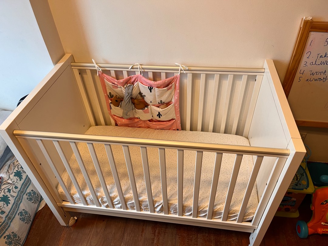 Pali baby cot, Babies & Kids, Baby Nursery & Kids Furniture, Cots