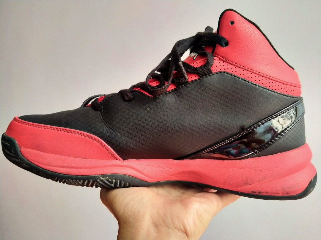 PEAK Basketball Shoes, Men's Fashion, Footwear, Sneakers on Carousell