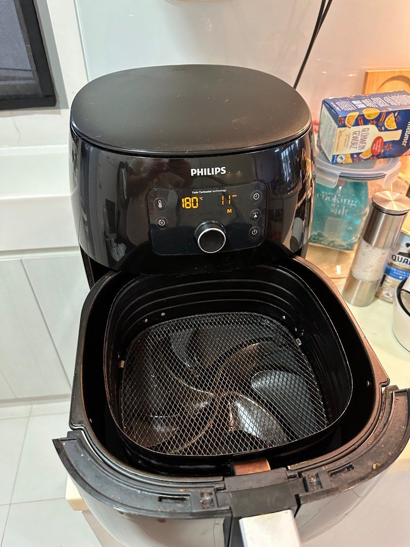 Philips Air Fryer XXL used, TV & Home Appliances, Kitchen Appliances