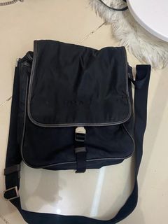 (Category: ) located in . Submitted by dilinnn (Listing ID 1211127608, Image 1). Description: .
