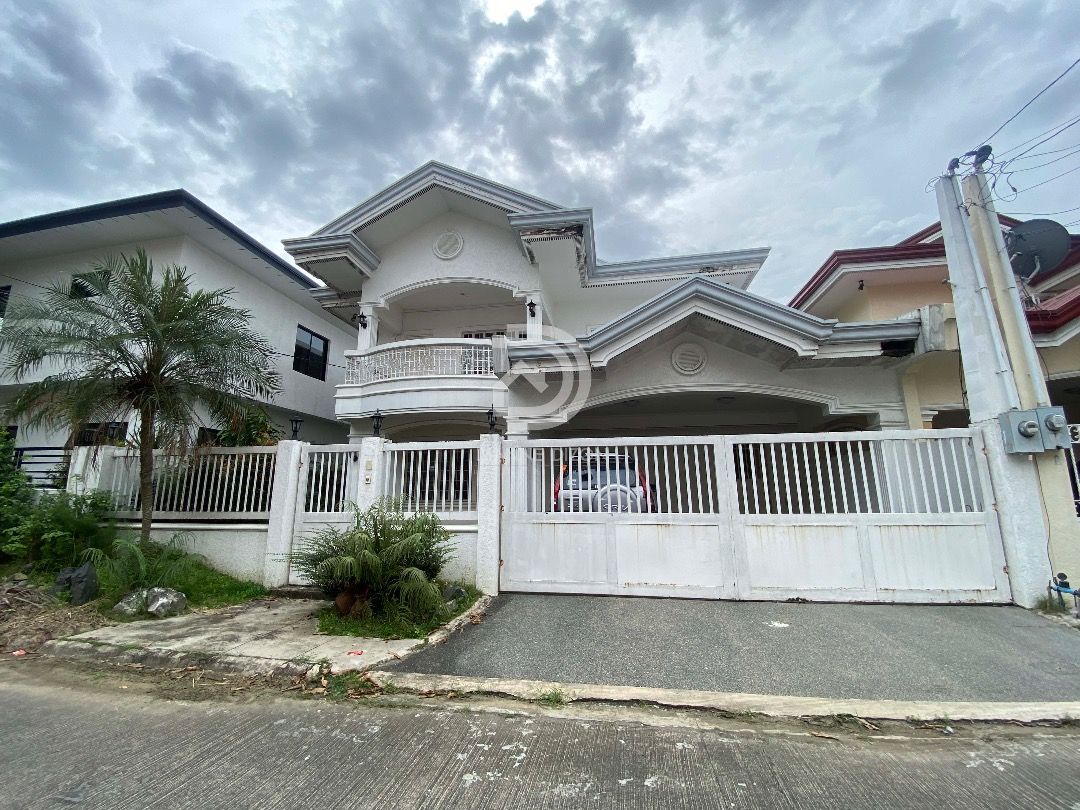 Preowned House for Sale in Filinvest Homes East Marcos Highway Cainta