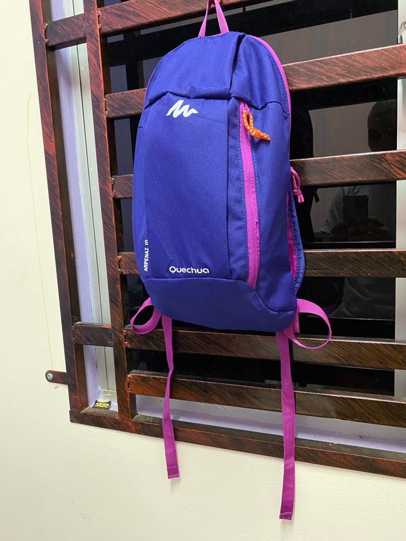 Buy Hiking 10L Backpack - Arpenaz NH100 online | Looksgud.in