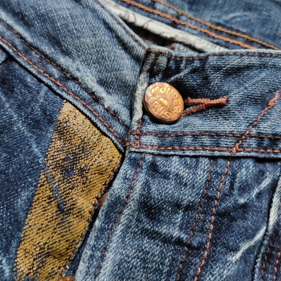 Levi jeans with flap back pockets discount