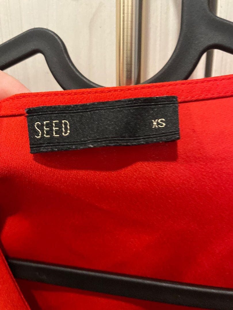 Red Blouse (Category: Blouses) located in Kuala Lumpur. Submitted by natassya.redza (Listing ID 1211148621, Image 2). Description: .