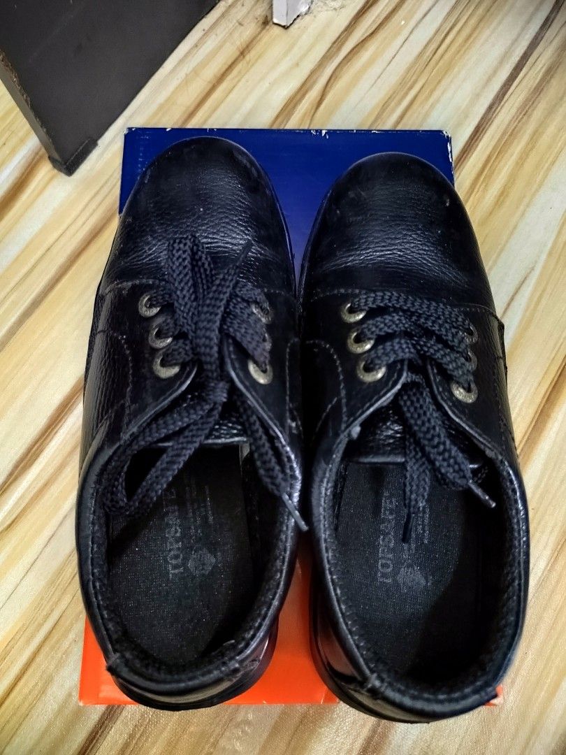 safety walking boots