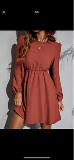 (Category: ) located in . Submitted by mywardrobe913 (Listing ID 1211123180, Image 1). Description: .