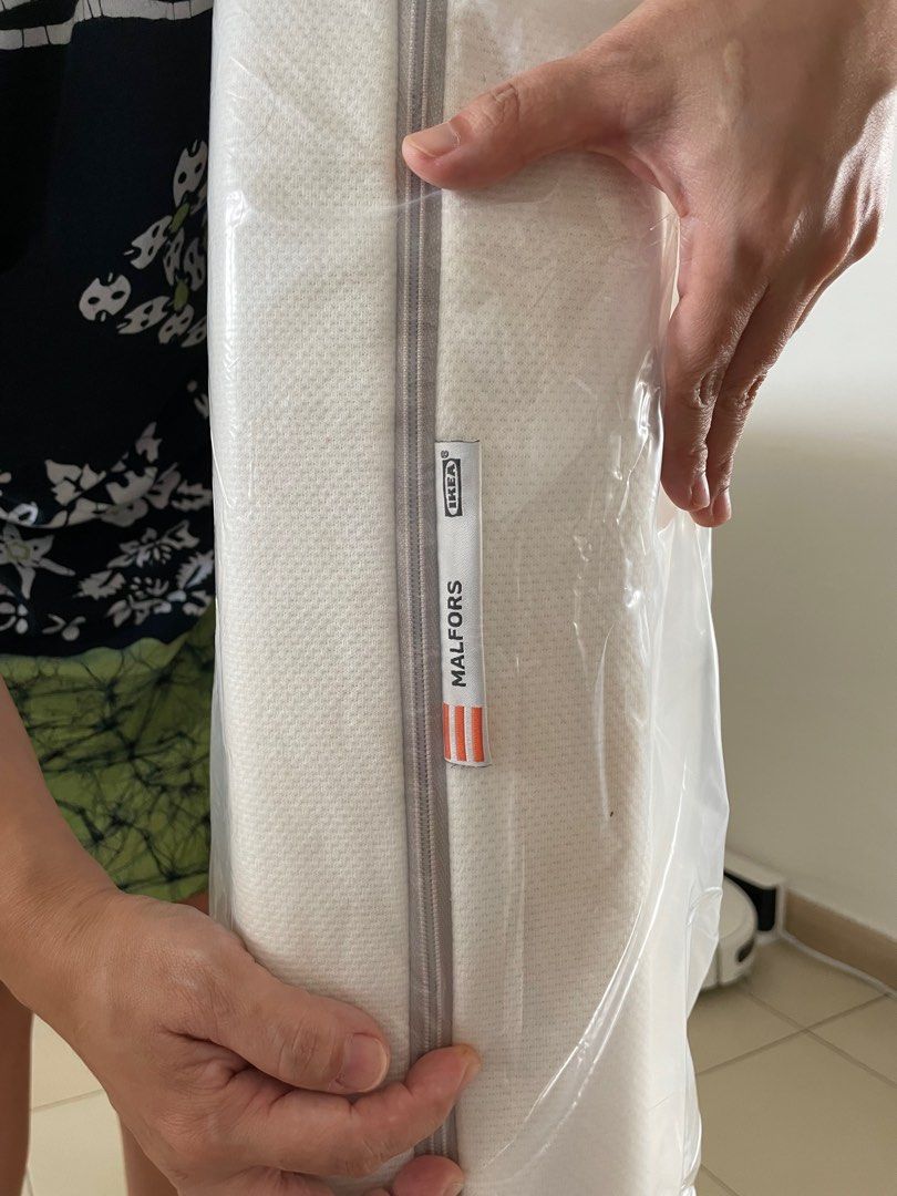 Single Mattress 90 x 200, Furniture & Home Living, Furniture, Bed