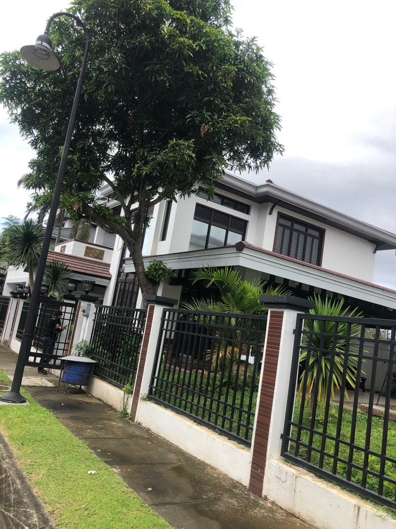 Bali Mansions South Forbes 4+1BR All with own CR Semi/Fully Furnished