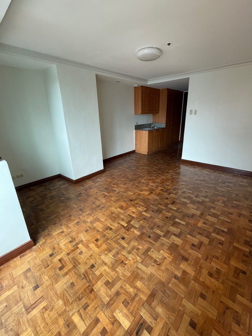 Studio with Kitchen Poblacion Makati, Property, Rentals, Apartments