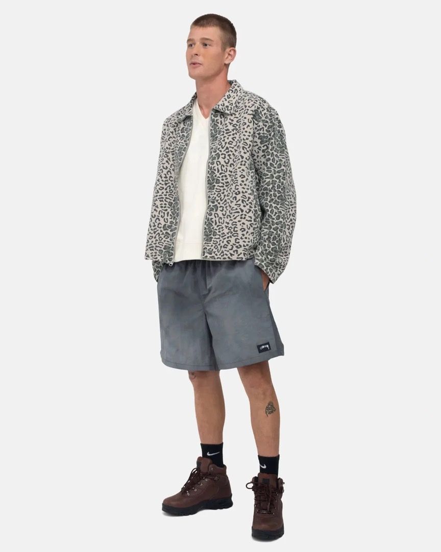 Stussy leopard mesh zip-up jacket, 男裝, 外套及戶外衣服- Carousell