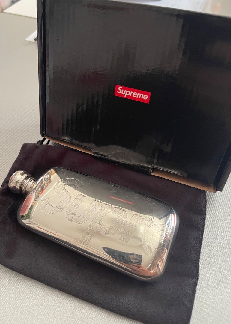Supreme 3 oz Pewter Flask Silver in full set, Men
