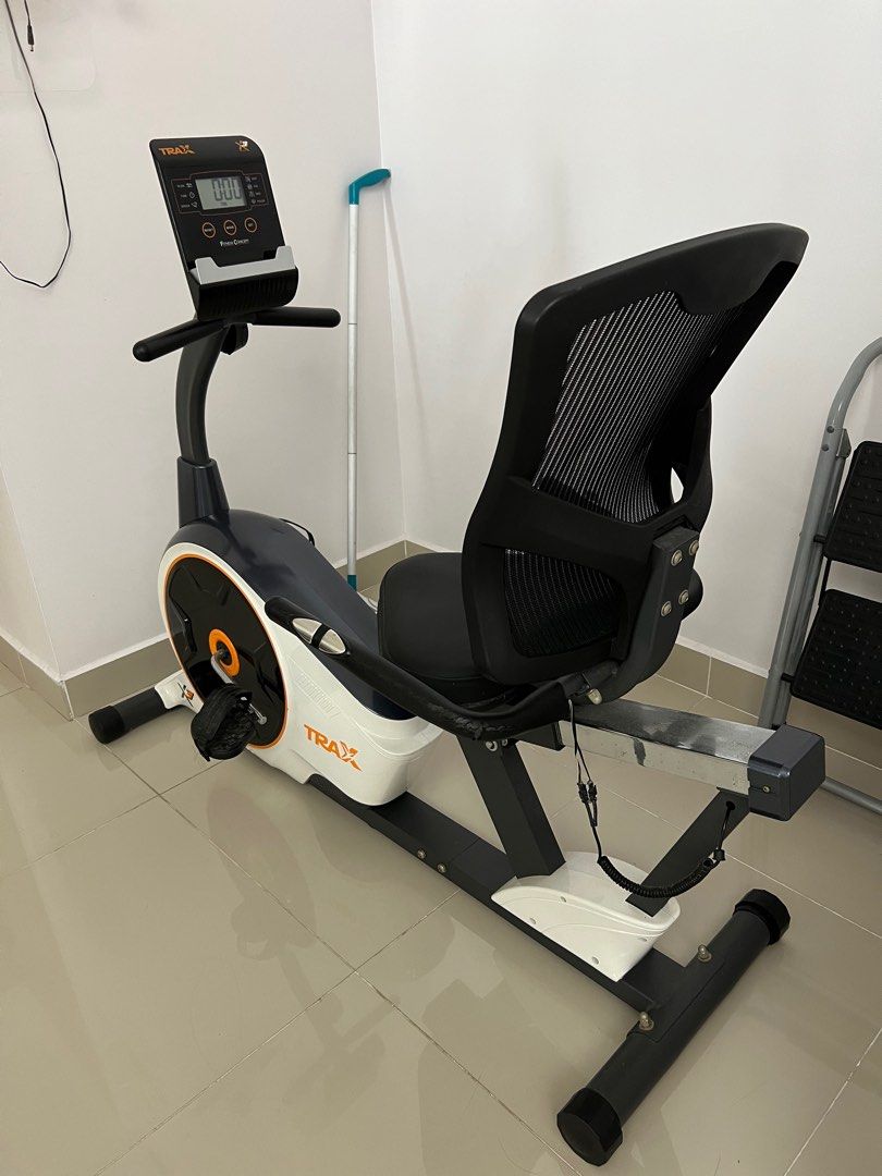 Trax X3 Recumbent Bike