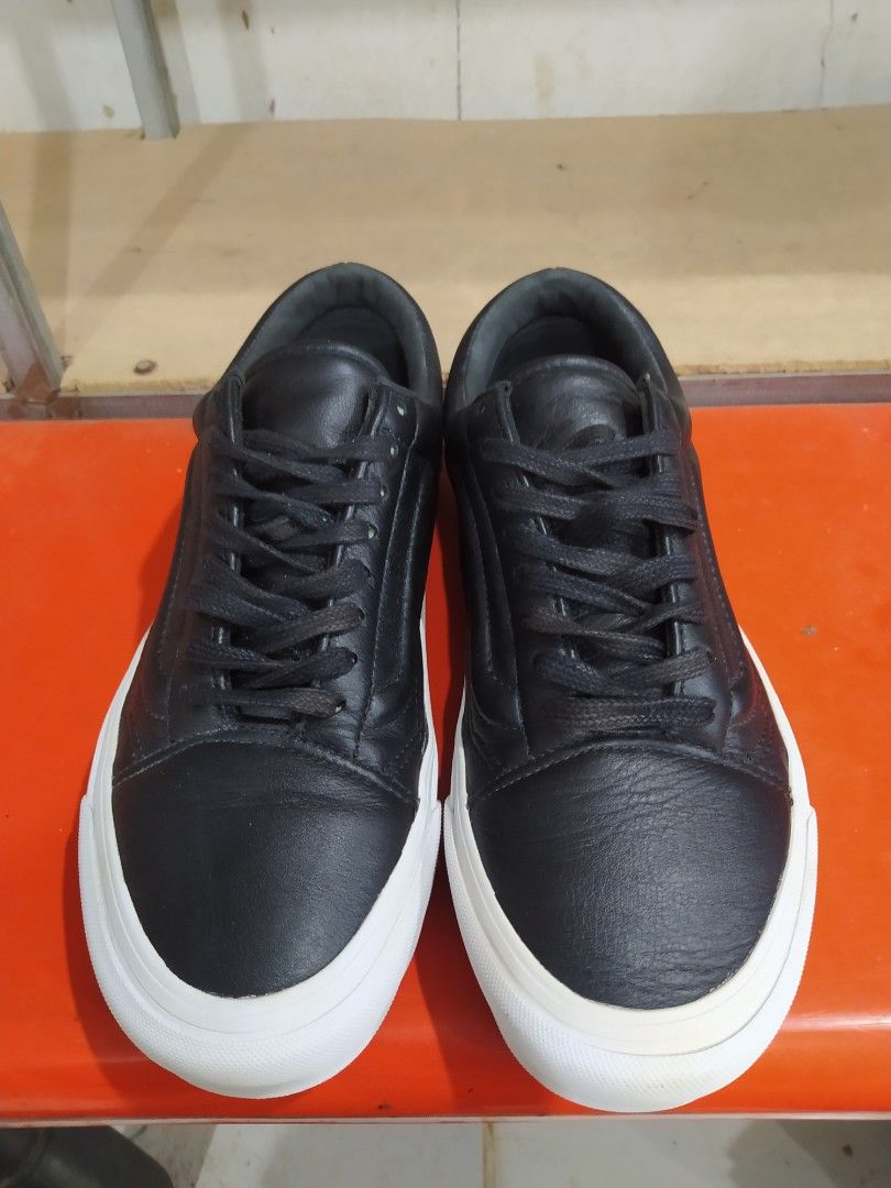 Vans Old School, Men's Fashion, Men's Footwear, Sneakers on Carousell