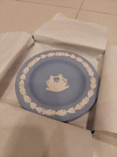 Wedgewood 英國製造

Tower Bridge 花紋碟