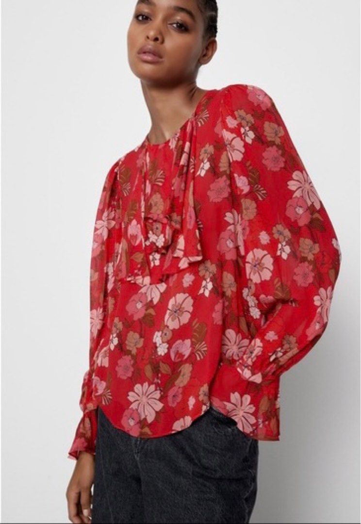Zara floral blouse, Women's Fashion, Tops, Blouses on Carousell