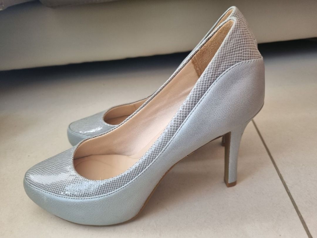 Zara Rockport Rad Russell Comfort Heels various heels flats in Size 37 38 Women s Fashion Footwear Heels on Carousell