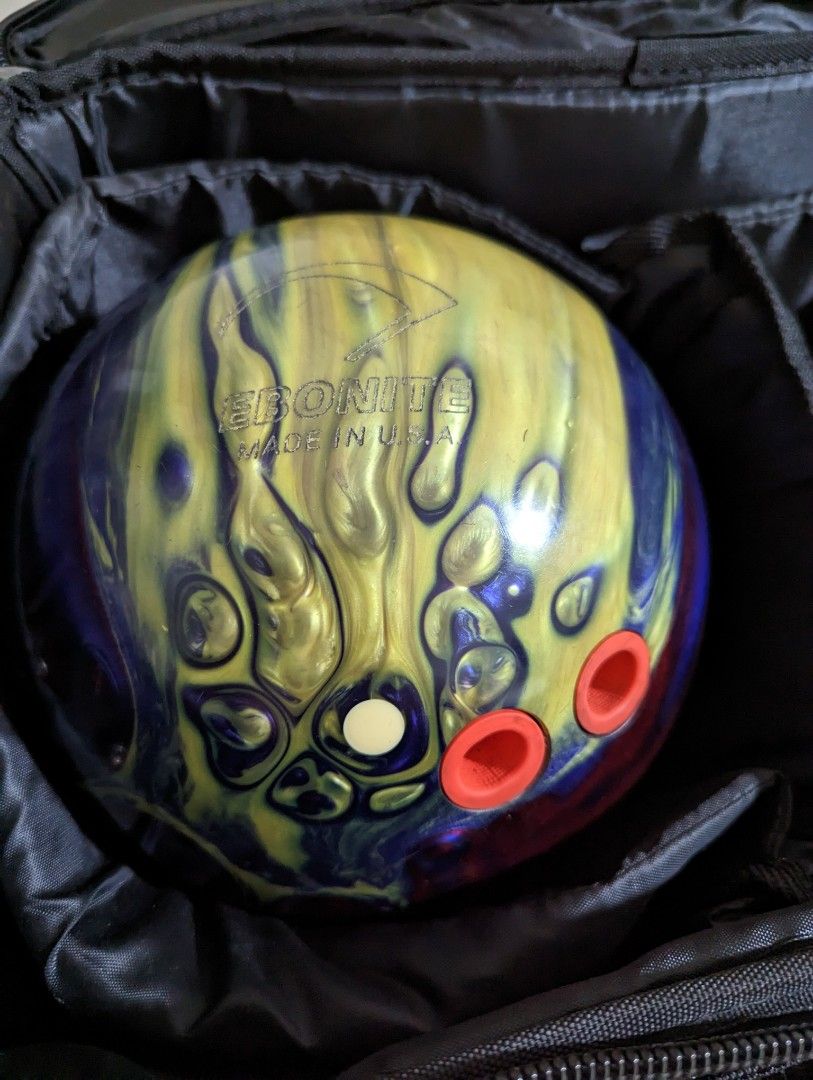 4.7 kg bowling ball, Sports Equipment, Sports & Games, Billiards