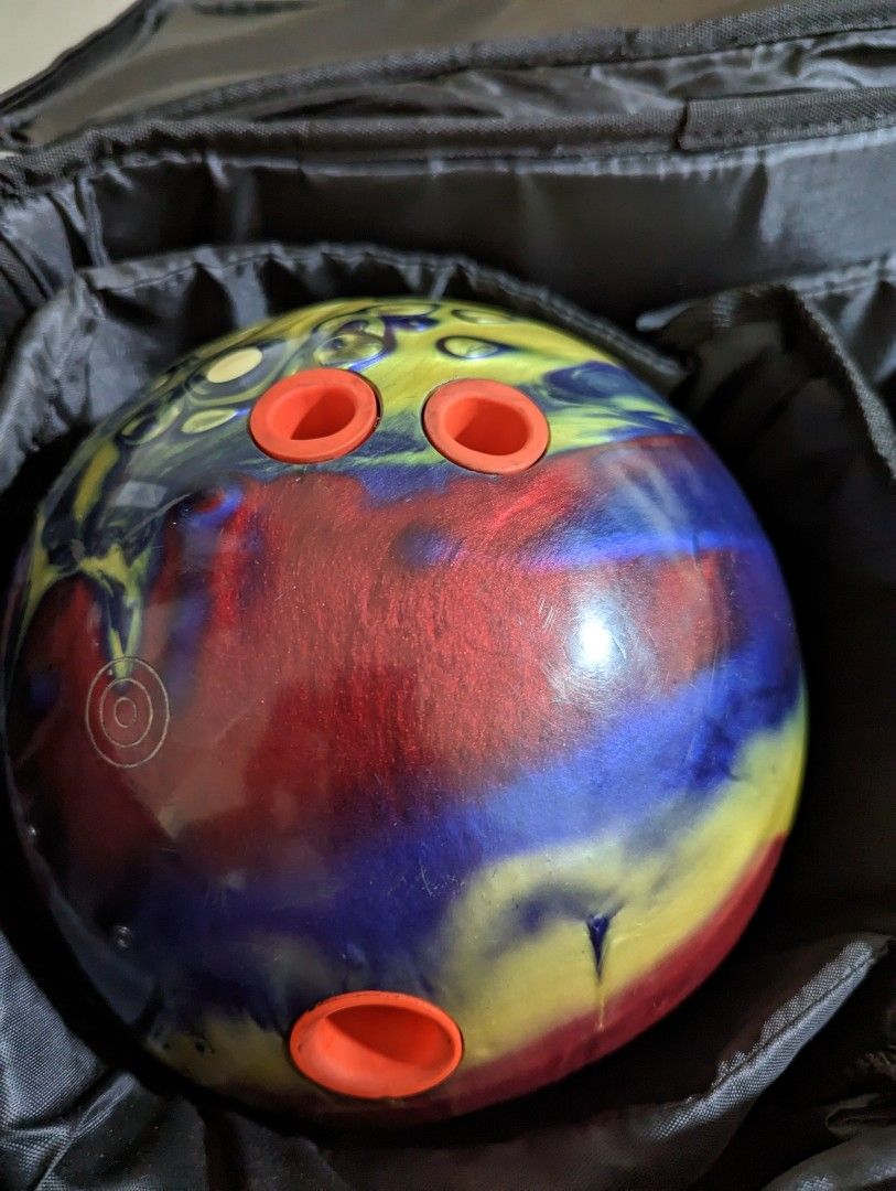 4.7 kg bowling ball, Sports Equipment, Sports & Games, Billiards