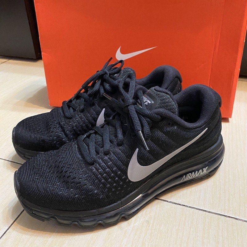NIKE AIR MAX 2017