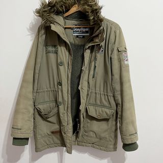 由 Hannah___secondhand (刊登 ID 1211300881，圖片 1) 提交，位於 的 (類別：)，說明：。