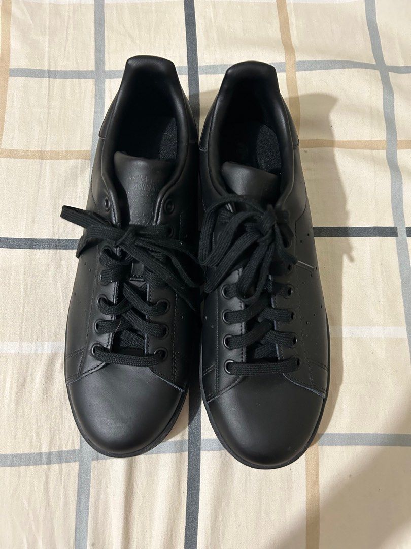 Adidas black shoes size 8 2025