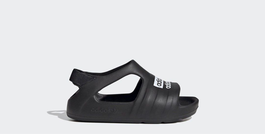 Adilette play online