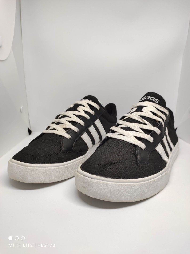 adidas aw3890