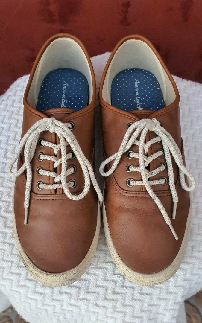 American Eagle Women s Bal Cognac Classic Sneaker