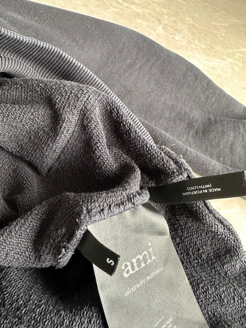 Ami outlet silence hoodie