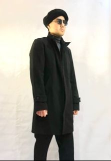 AUTHENTIC AGNES B. HOMME STAND UP COLLAR BLACK OVERCOAT