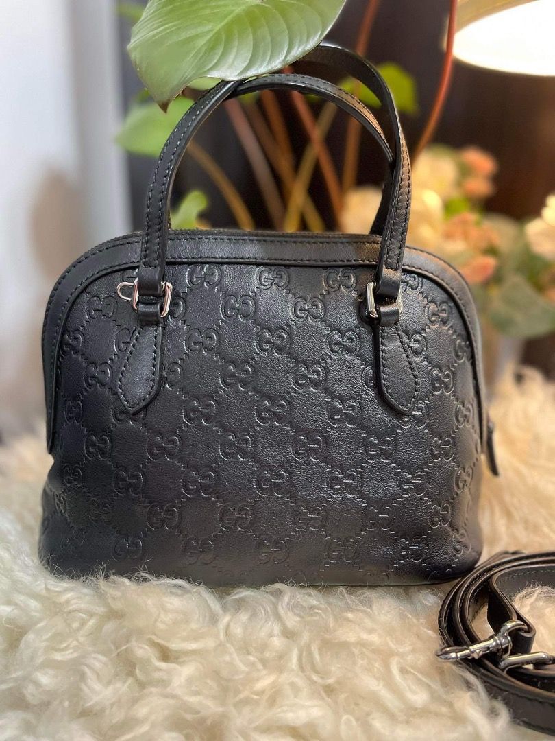 Authentic Gucci Dome mini (Category: Luxury Bags & Wallets) located in Quezon City. Submitted by hellopatchi (Listing ID 1211224456, Image 1). Description: Gucci Dome mini Rank A With Entrupy certificate original sling strap .