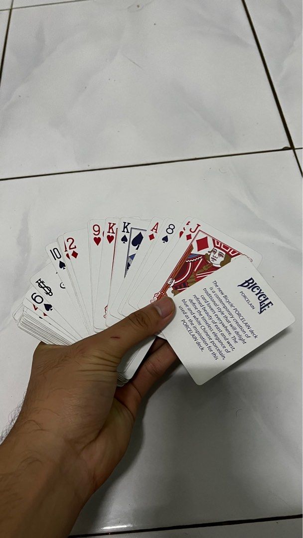 Bicycle brand cards deck, Hobbies & Toys, Collectibles & Memorabilia, Vintage Collectibles on