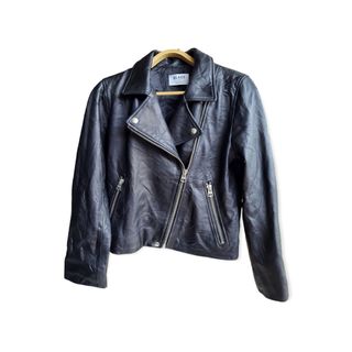 (Category: ) located in . Submitted by arvintagelab (Listing ID 1211265974, Image 1). Description: .