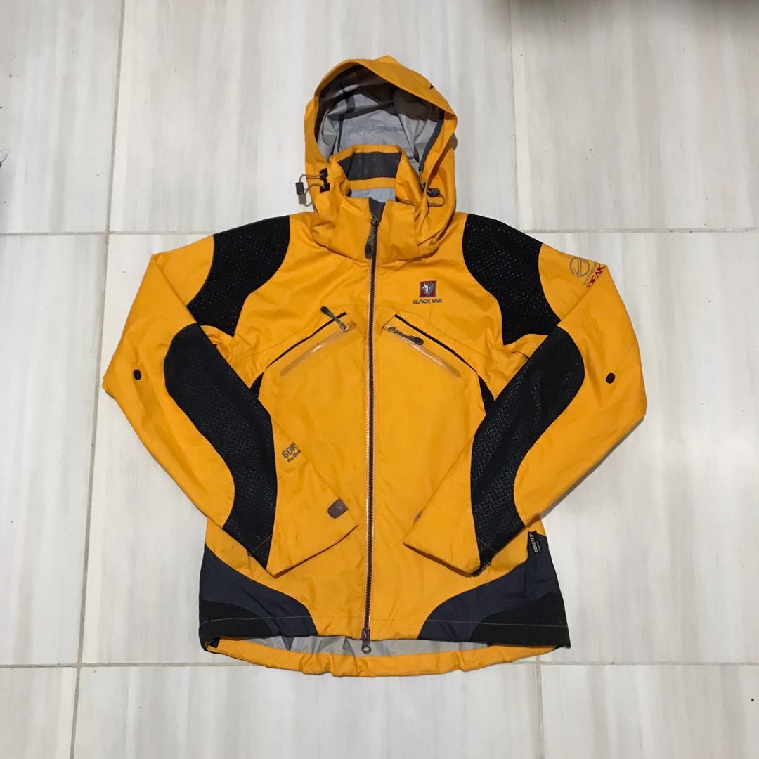 Black yak gore tex jacket sale