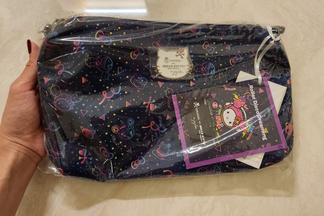 BNWT Jujube Confetti Dreams Hello Kitty Sanrio Tokidoki Be Quick, Women