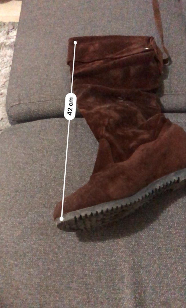 Boots brown color, Women's Fashion, Footwear, Boots on Carousell
