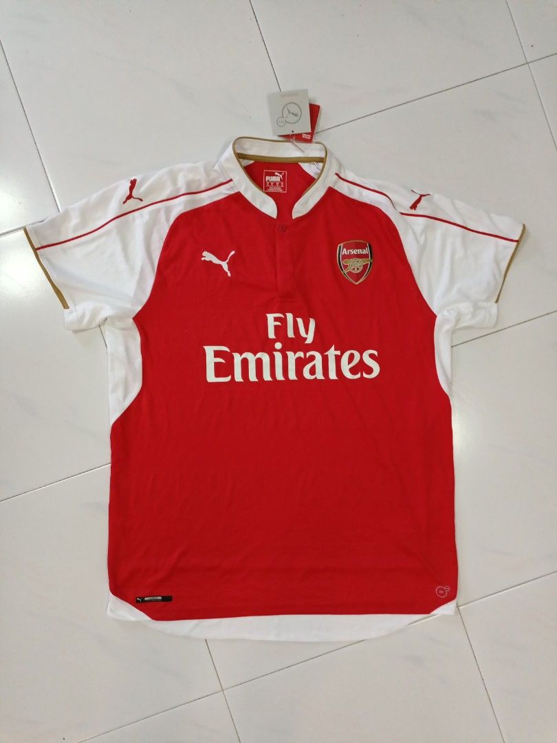 brand new with tag arsenal red sports jersey shirt puma authentic 120 SGD RRP XL season 2015 2016 Men s Fashion Activewear on Carousell